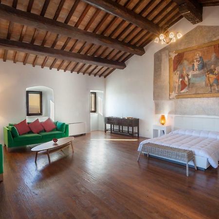 캄펠로술클리툰노 Il Castello Di Campello 아파트 호텔 외부 사진
